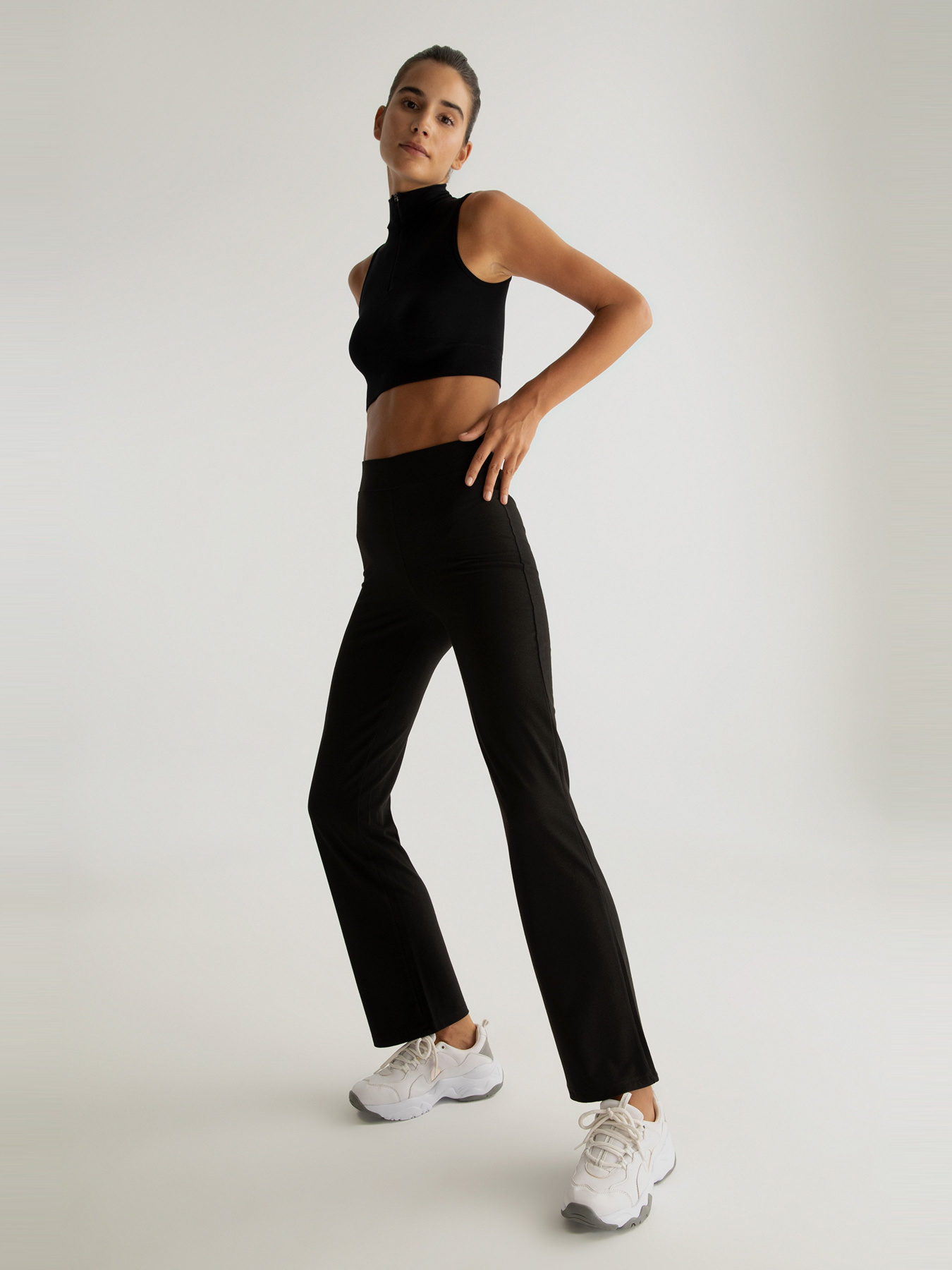 Леггинсы DeFacto модель Z1290AZ-BK81 Леггинсы DeFacto модель Z1290AZ-BK81 Фото