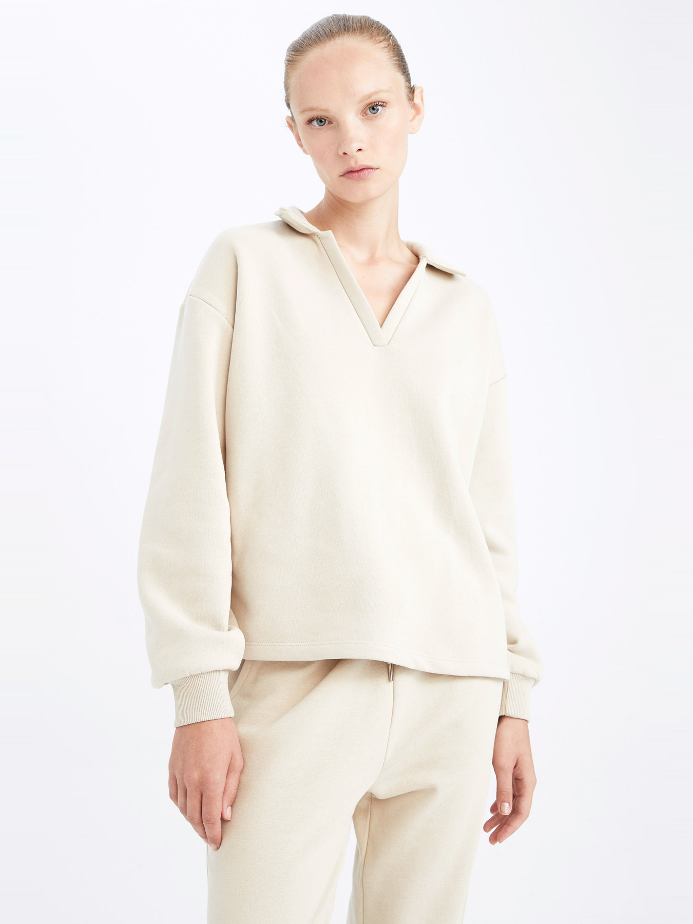 Свитшот DeFacto модель Z4167AZ-BG687 Фото