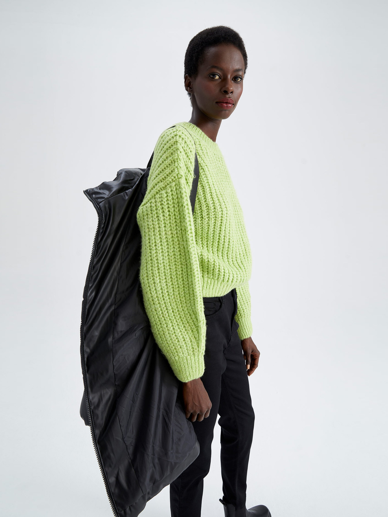 Зимняя куртка DeFacto модель X5661AZ-BK27 Фото