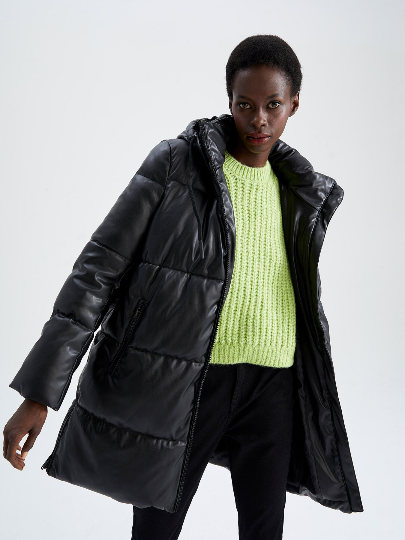 Зимова куртка DeFacto модель X5661AZ-BK27 Фото