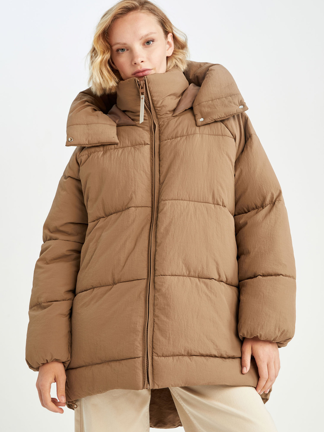 Зимняя куртка DeFacto модель X5102AZ-BN67 Фото