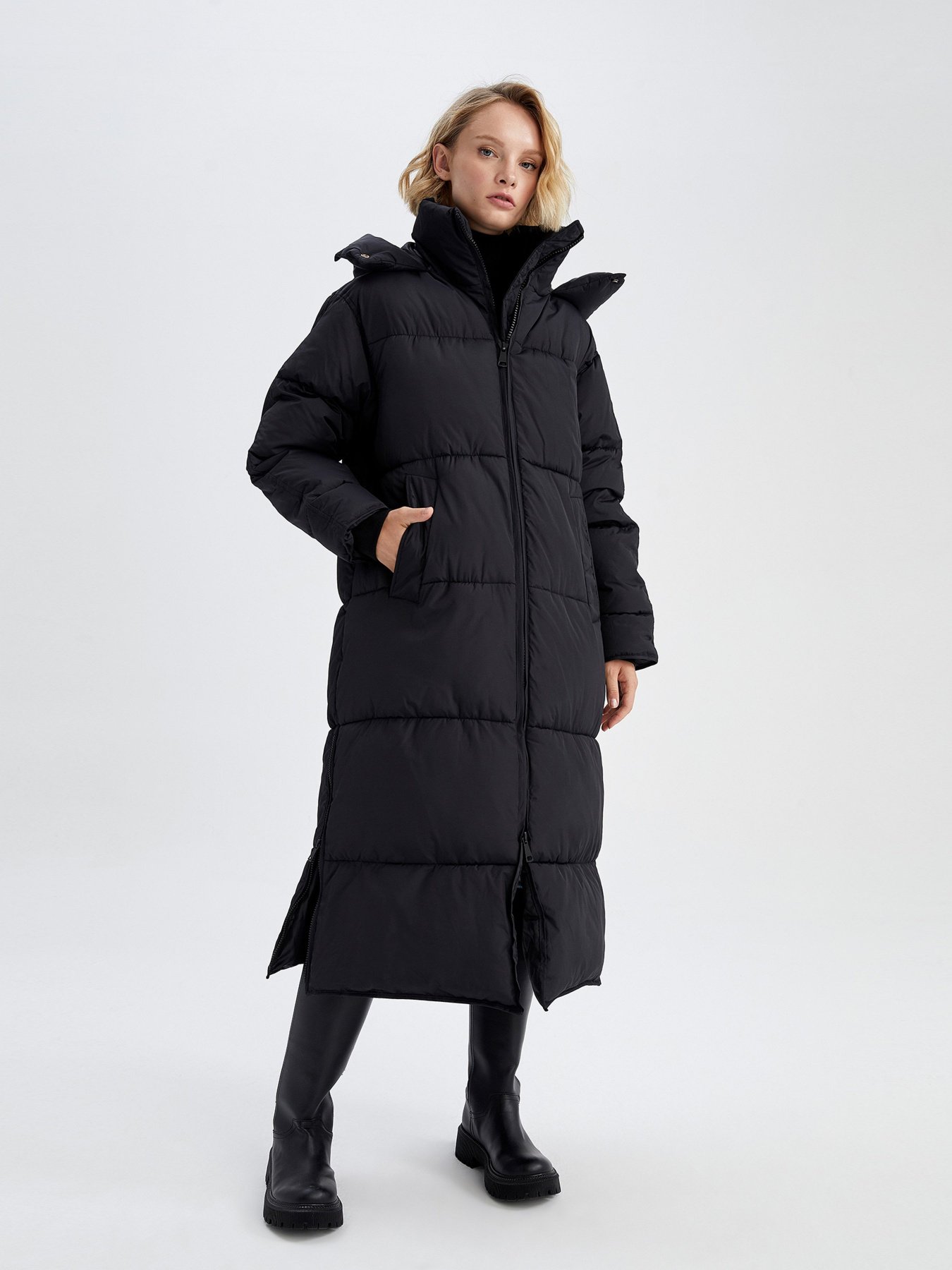 Зимова куртка DeFacto модель X5110AZ-BK27 Фото