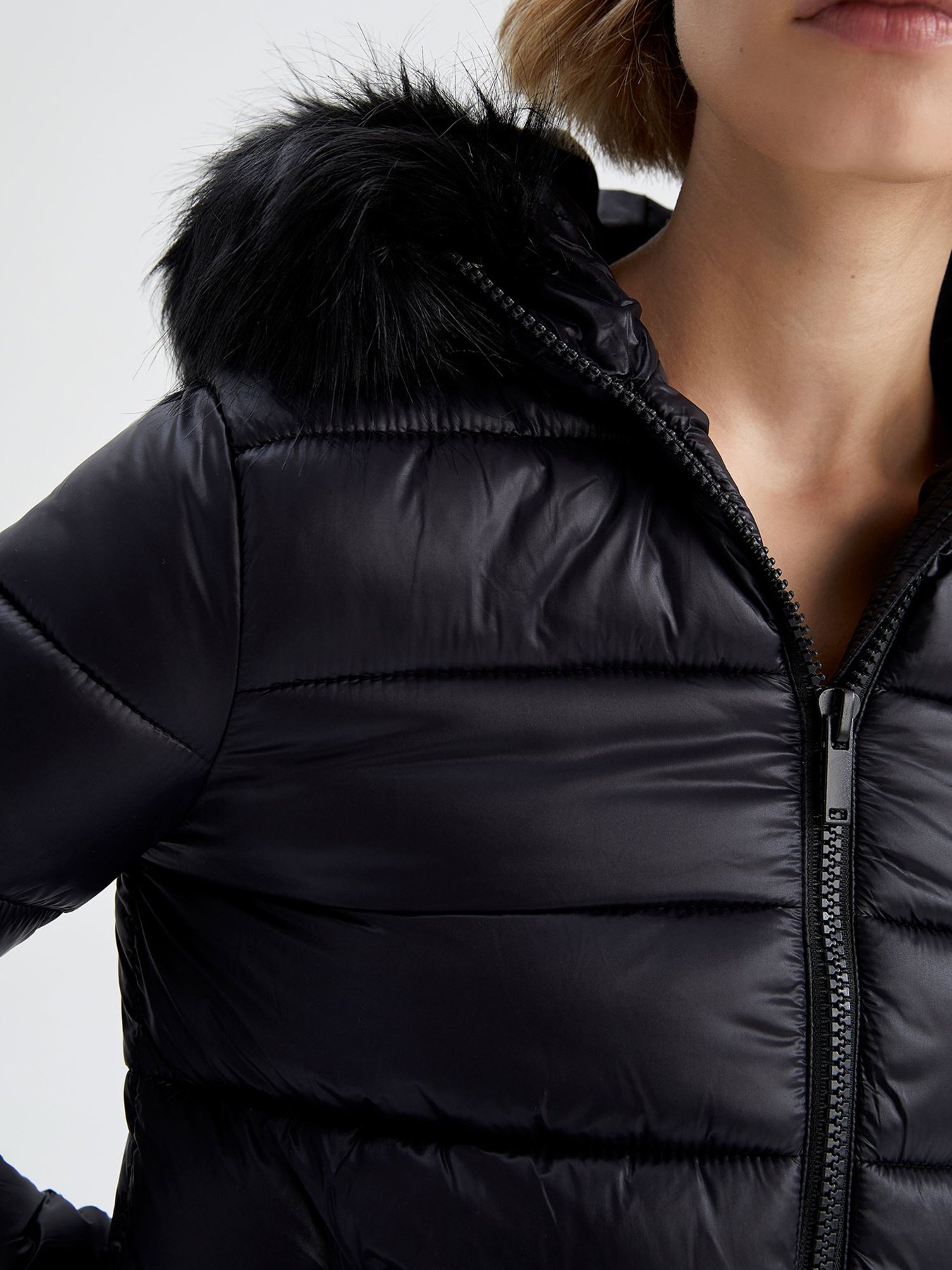 Демисезонная куртка DeFacto модель X5199AZ-BK27 Фото