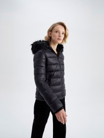 Демисезонная куртка DeFacto модель X5199AZ-BK27 Фото