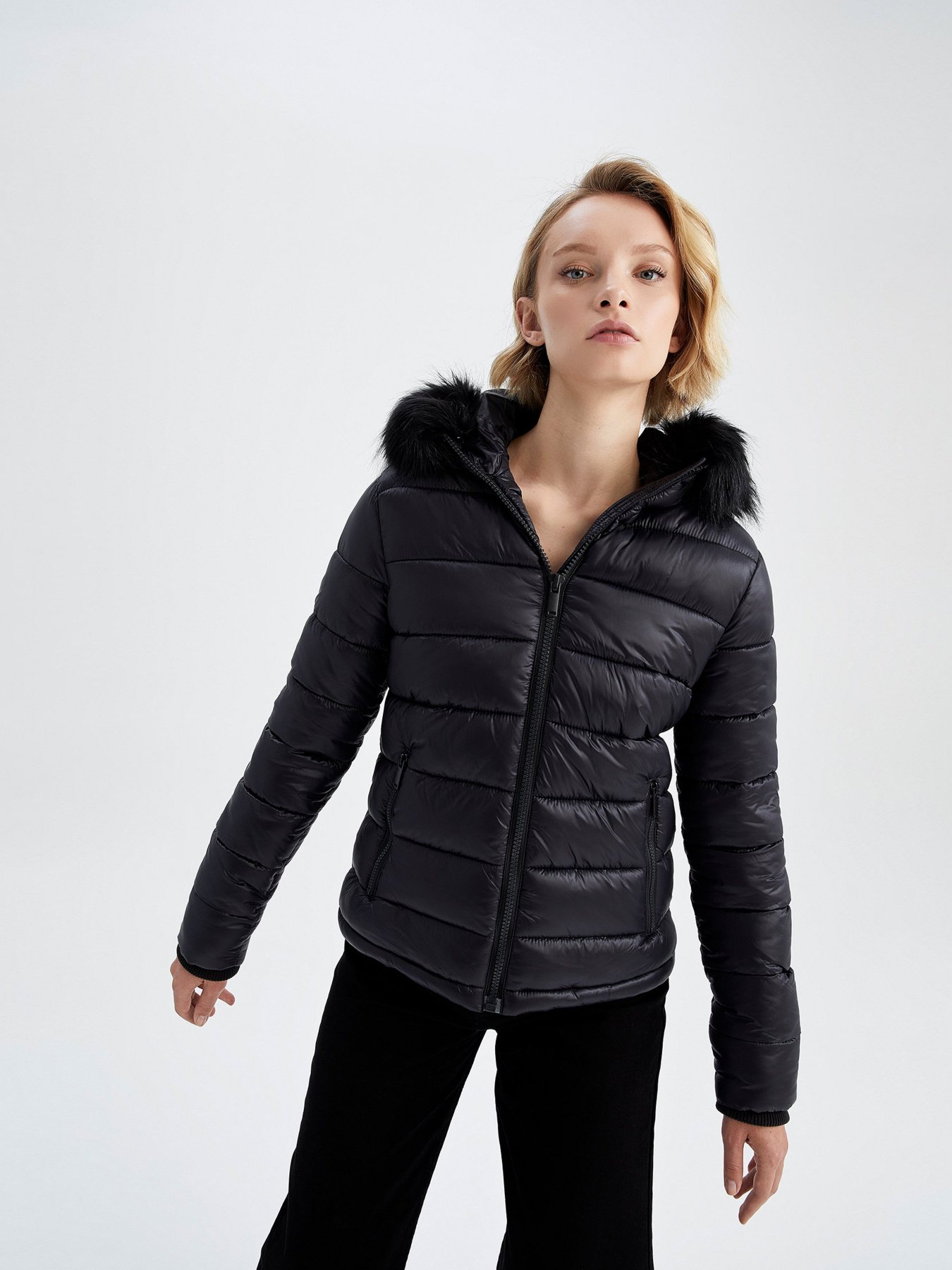 Демисезонная куртка DeFacto модель X5199AZ-BK27 Фото