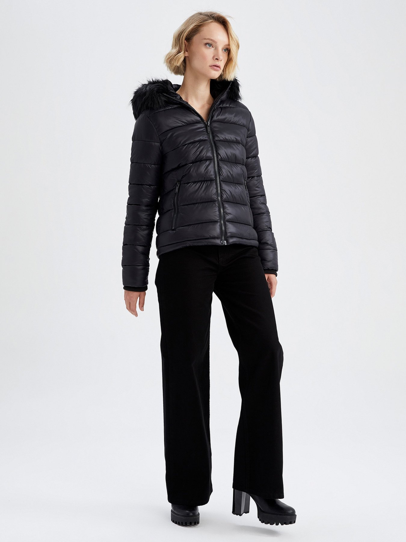 Демисезонная куртка DeFacto модель X5199AZ-BK27 Фото