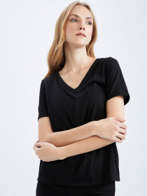 Футболка DeFacto модель K5057AZ-BK81 Фото