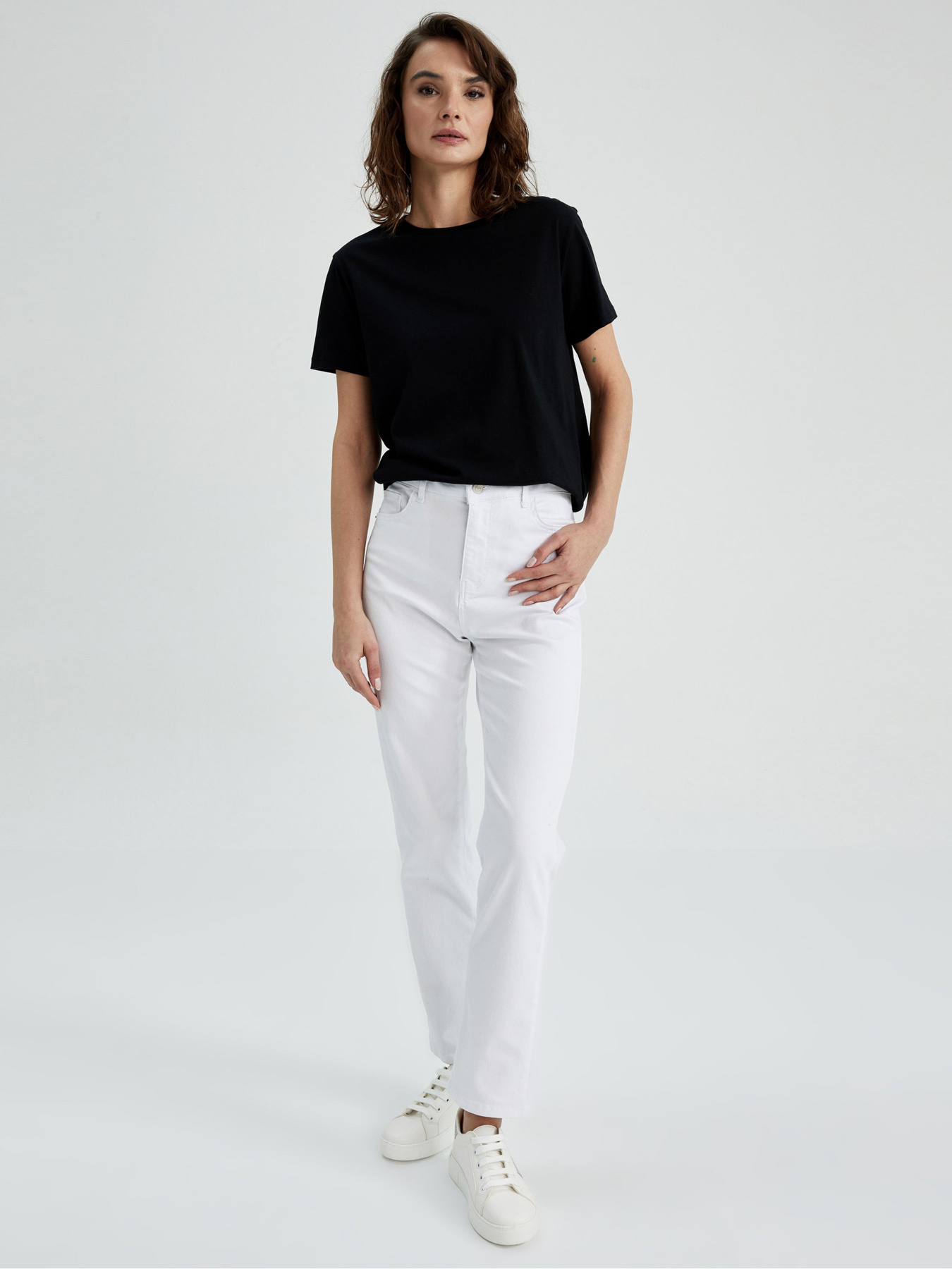 Футболка DeFacto модель T5097AZ-BK81 Фото