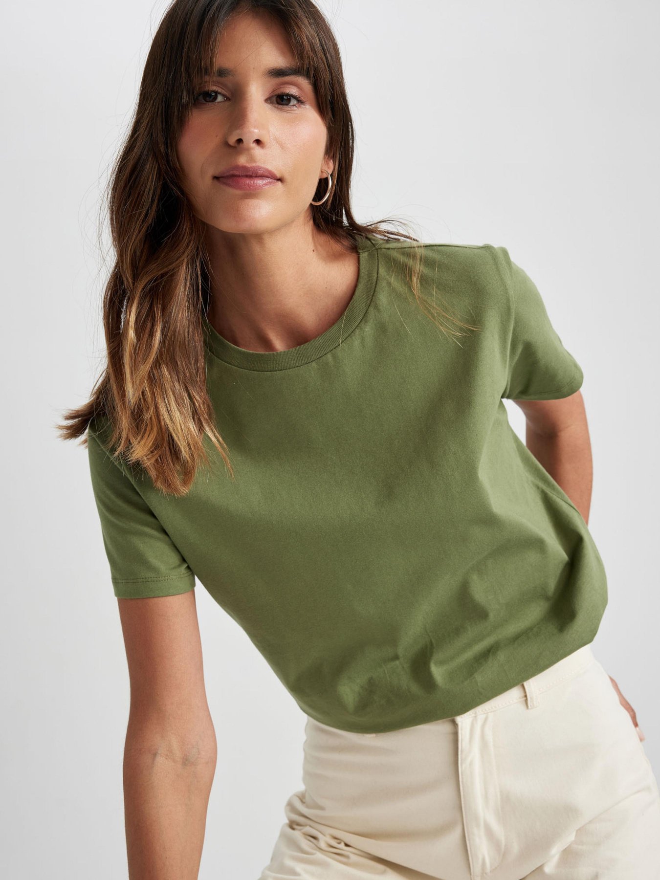 Футболка DeFacto модель T5097AZ-GN624 Фото