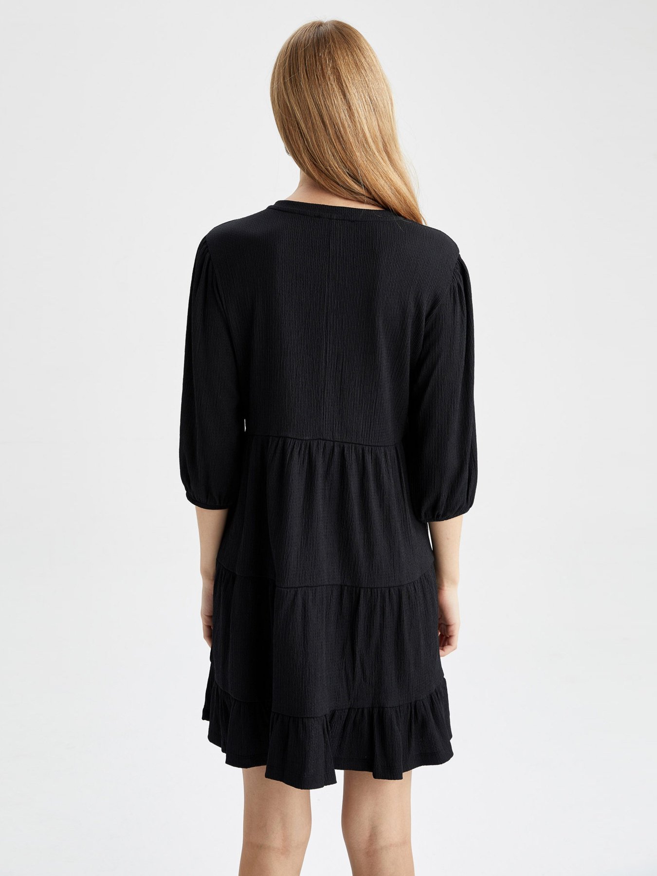 Сукня міні DeFacto модель V6801AZ-BK81 Фото