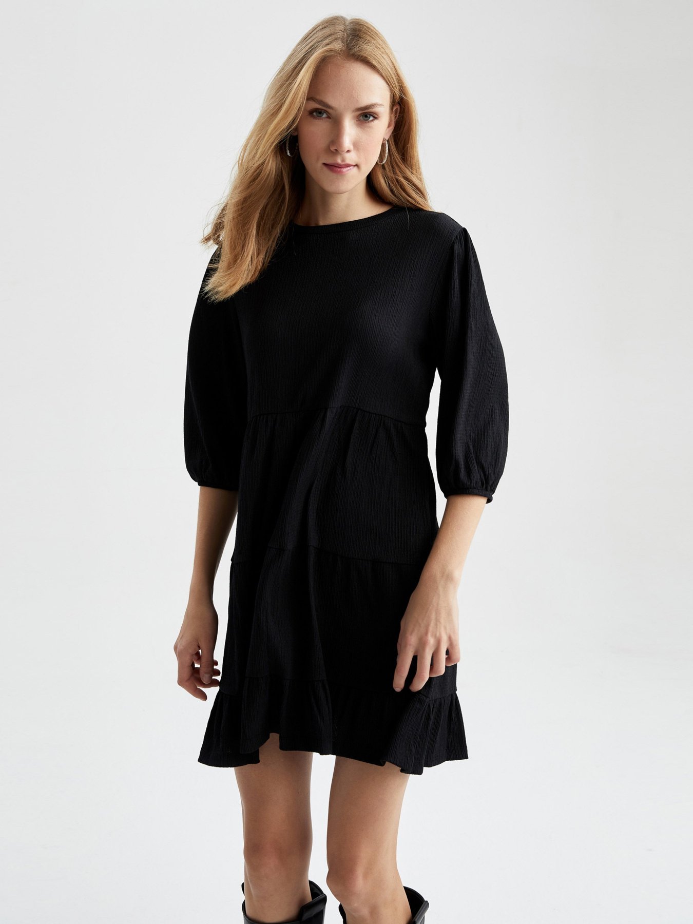 Сукня міні DeFacto модель V6801AZ-BK81 Фото