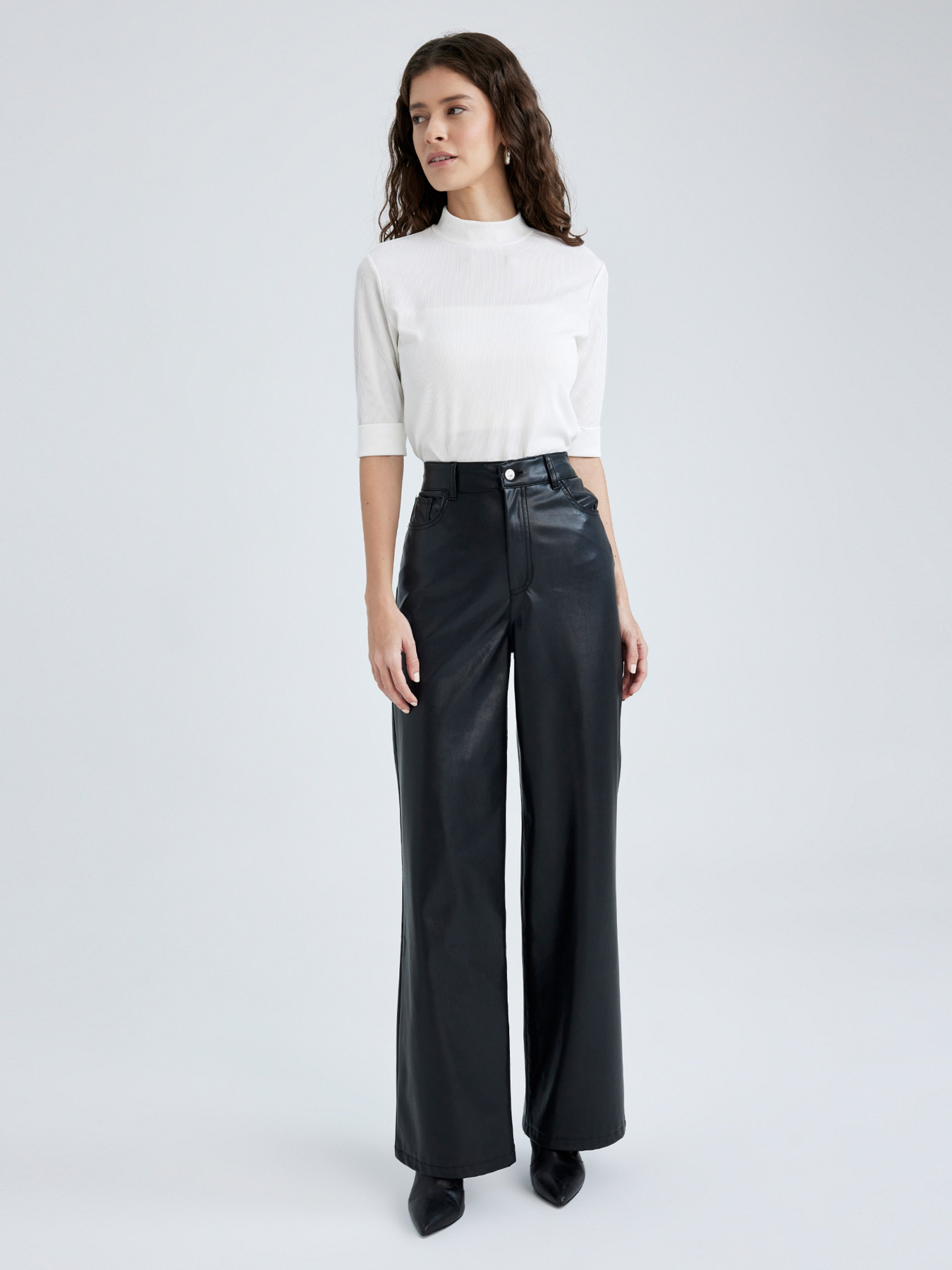 Футболка DeFacto модель V6845AZ-ER105 Фото