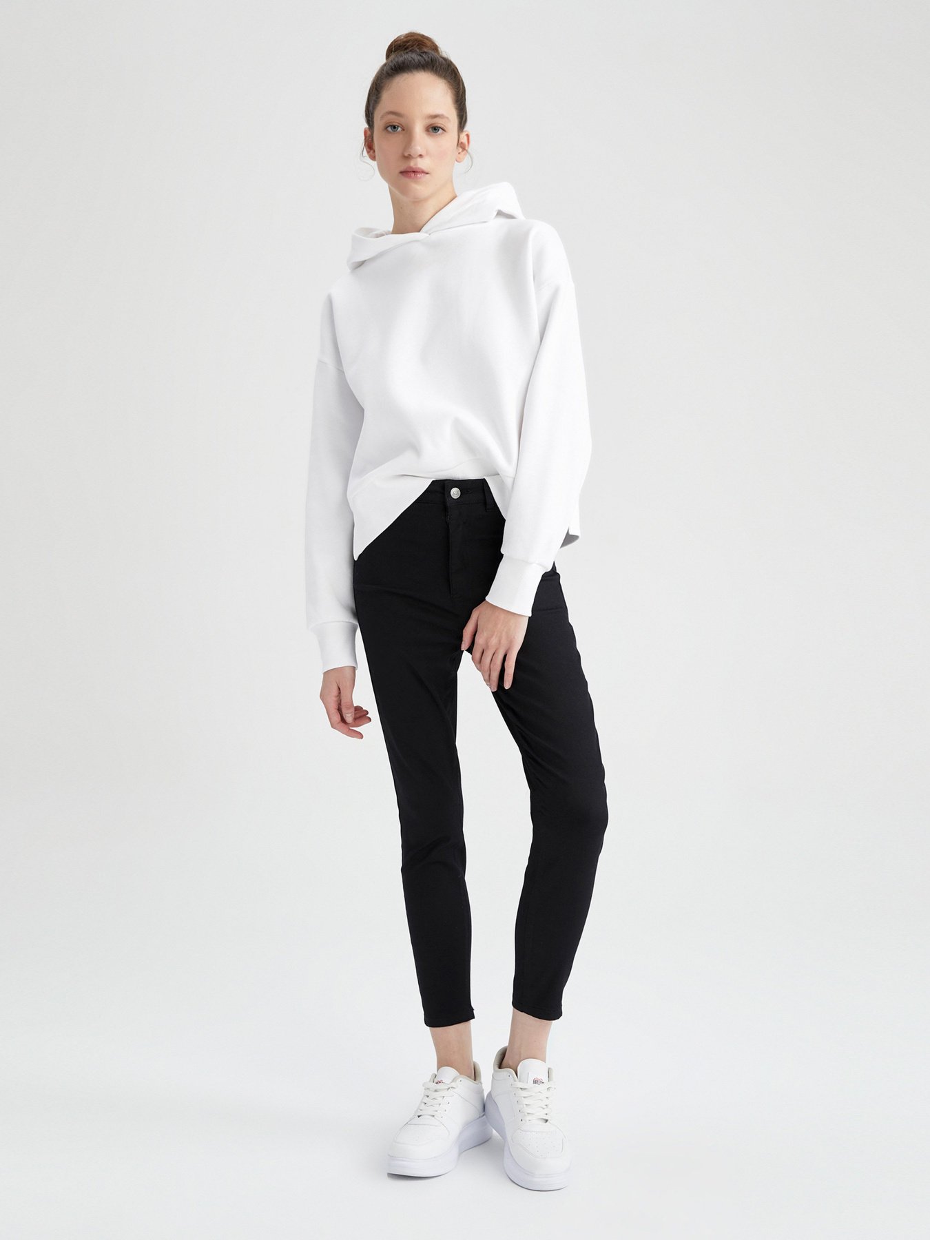 Скіні джинси DeFacto модель W3534AZ-BK27 Фото