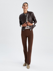 Шкіряна куртка DeFacto модель Y7156AZ-BN278 Шкіряна куртка DeFacto модель Y7156AZ-BN278 Фото