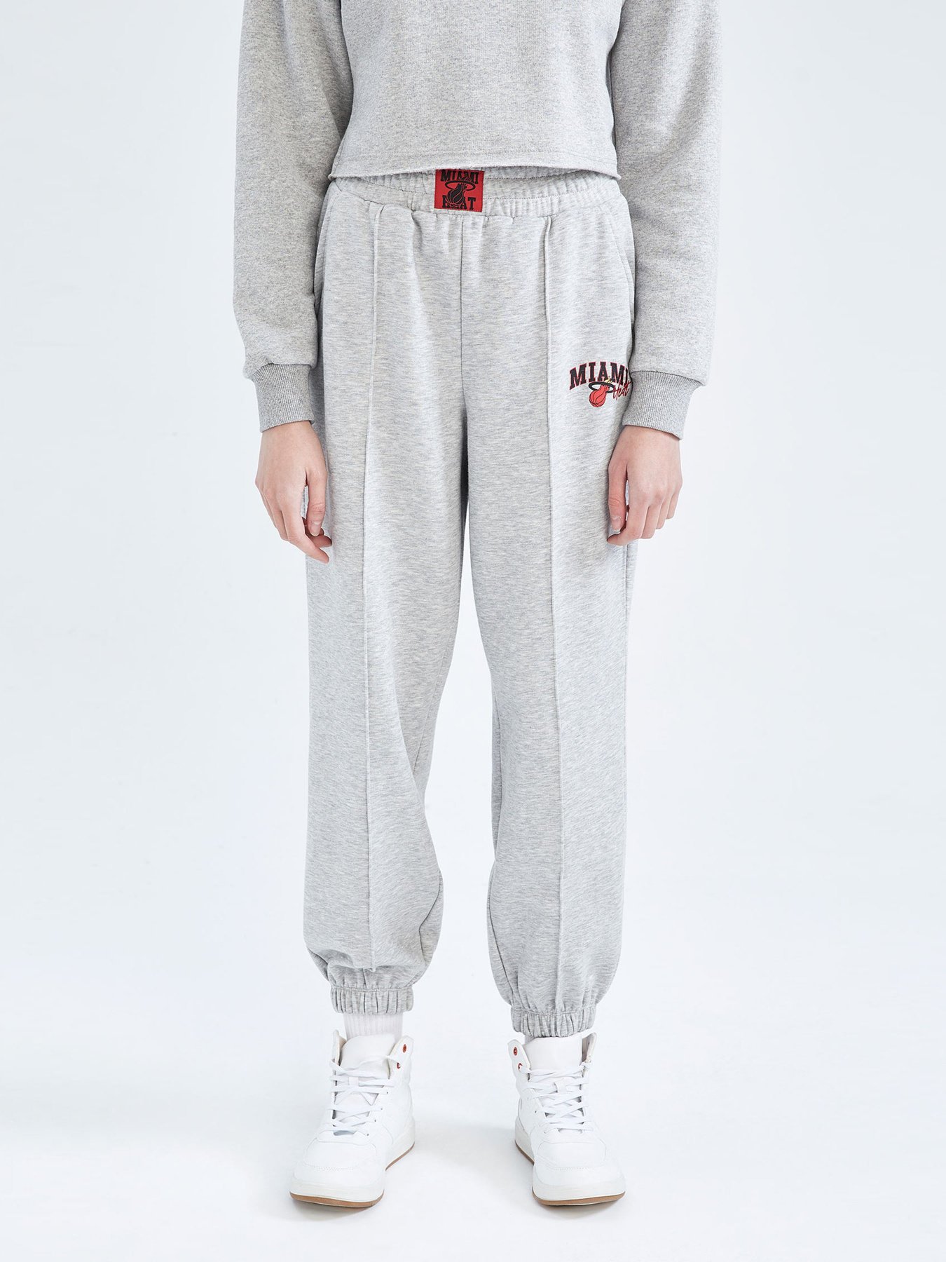 Джогери DeFacto модель Z2972AZ-GR210 Фото