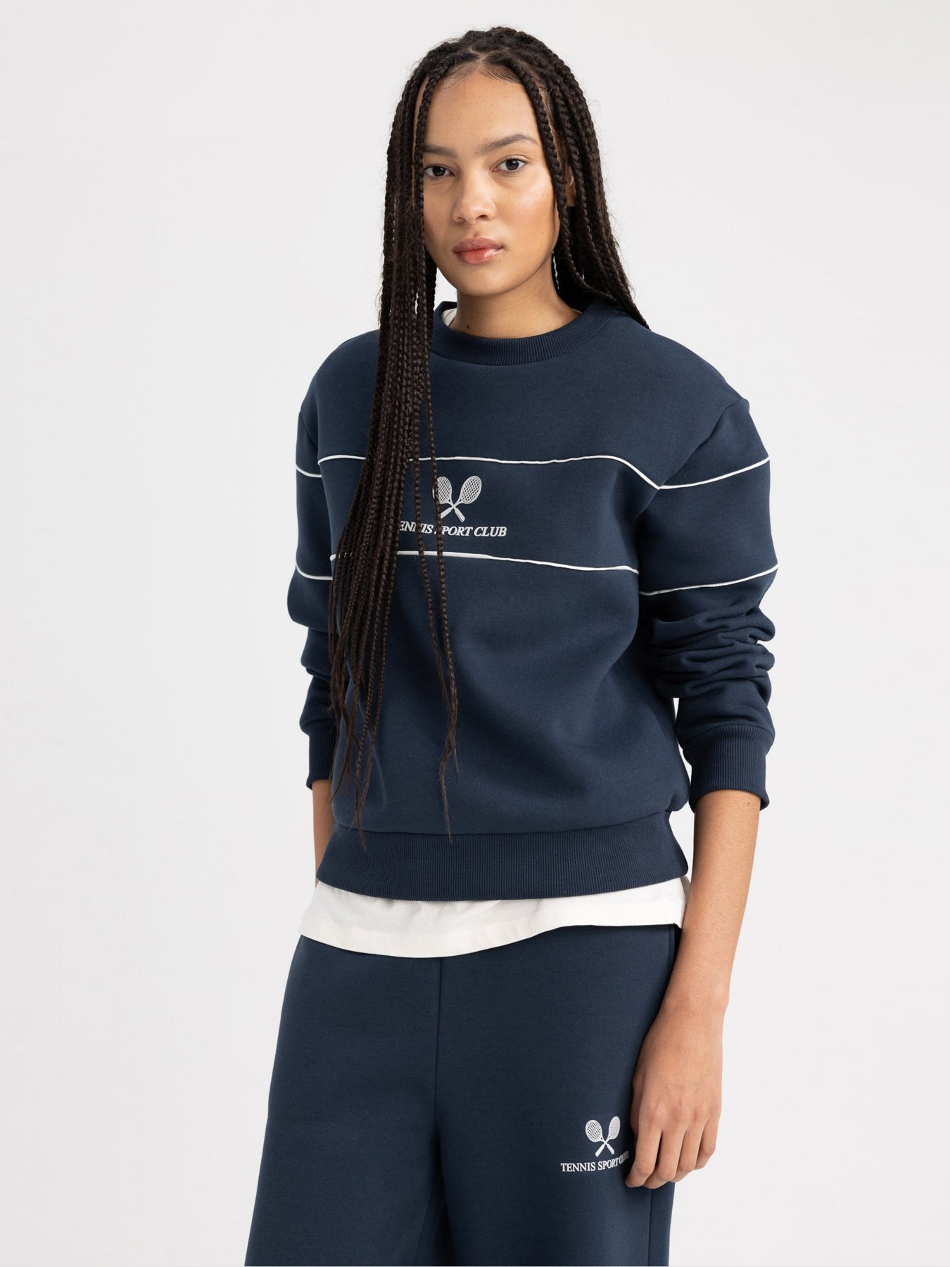 Свитшот DeFacto модель Z6698AZ-NV71 Фото