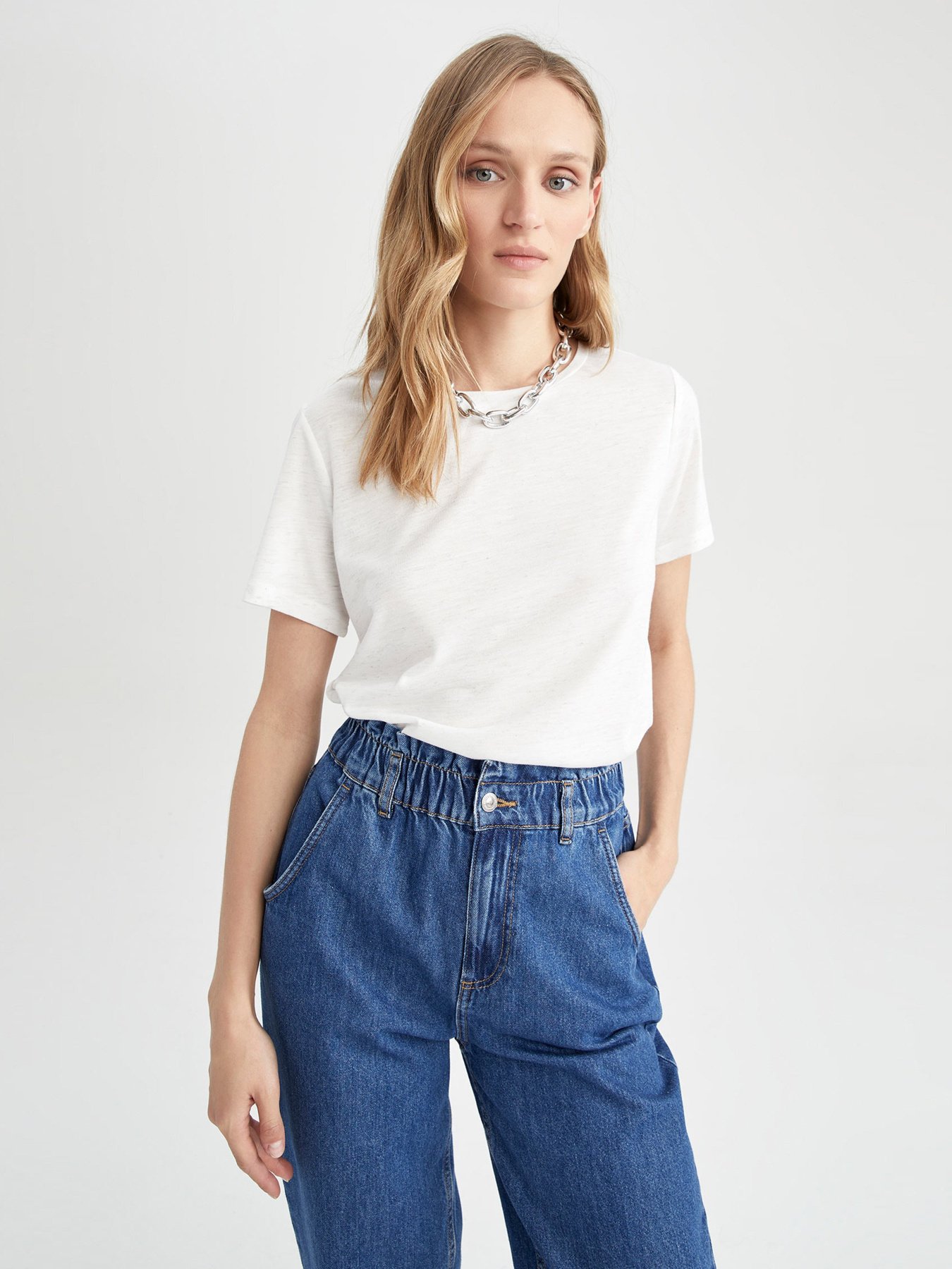 Футболка DeFacto модель Z7931AZ-ER105 Фото