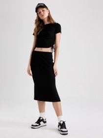 Юбка миди DeFacto модель Z8396AZ-BK81 Фото