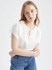 Футболка DeFacto модель X4976AZ-ER105 Фото