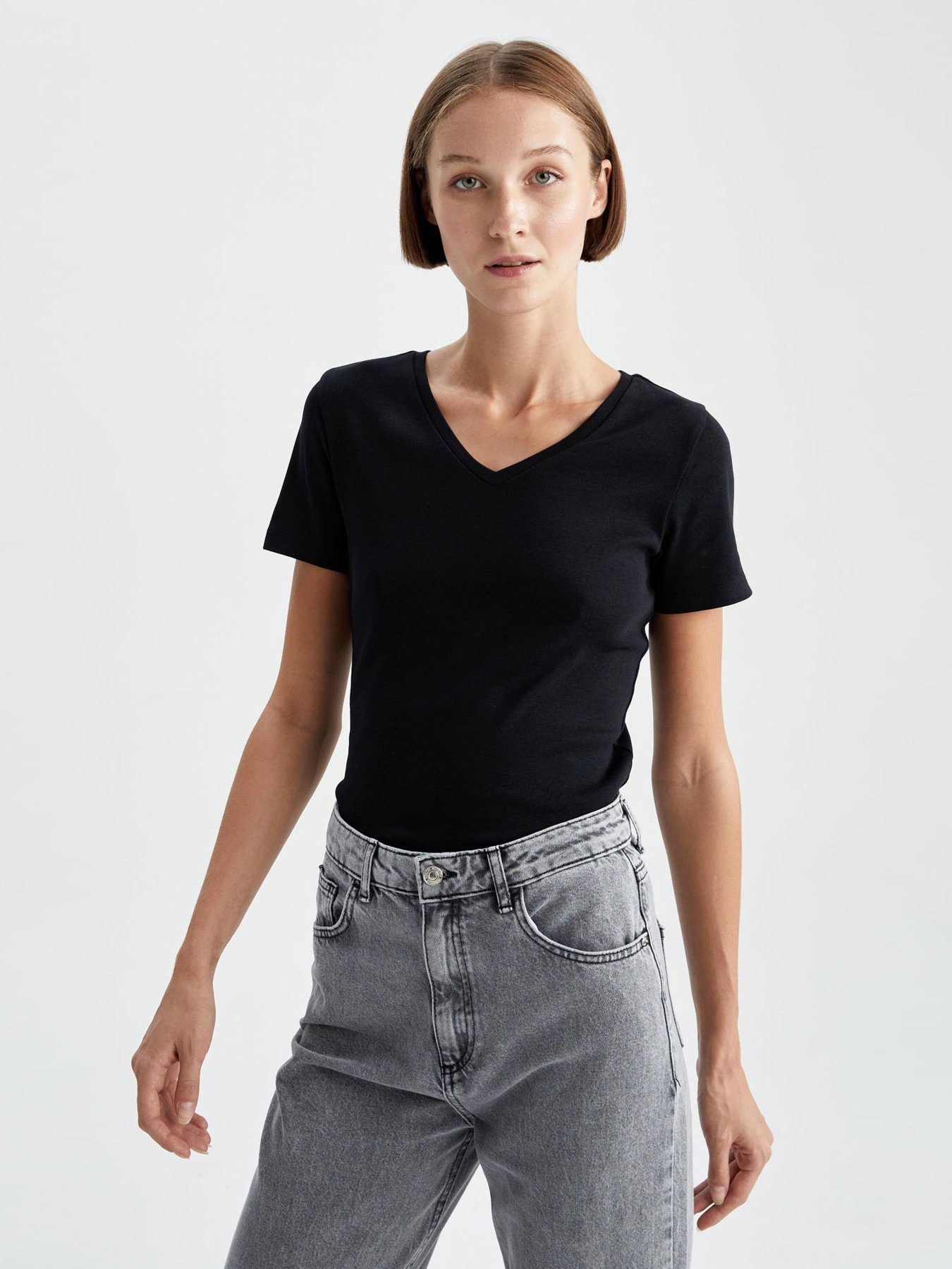 Футболка DeFacto модель I1080AZ-BK27 Фото