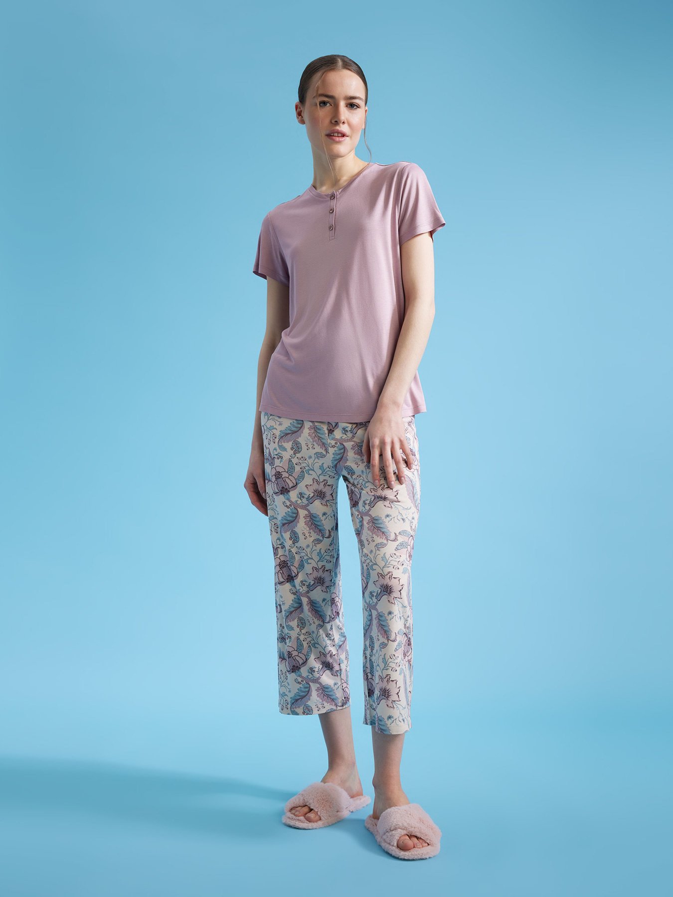 Піжама DeFacto модель Z9681AZ-ER68 Піжама DeFacto модель Z9681AZ-ER68 Фото