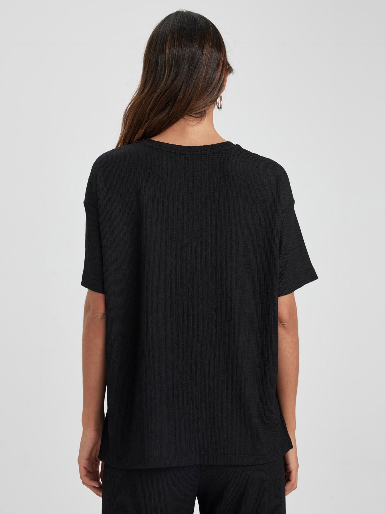 Футболка DeFacto модель Z9487AZ-BK81 Фото