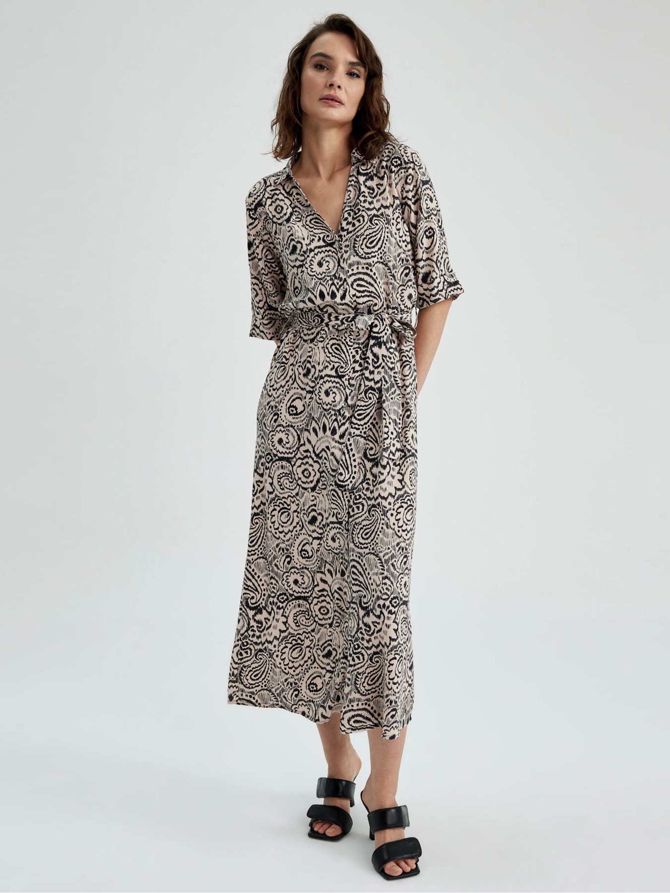 Сукня максі DeFacto модель Z7211AZ-BG320 Сукня максі DeFacto модель Z7211AZ-BG320 Фото