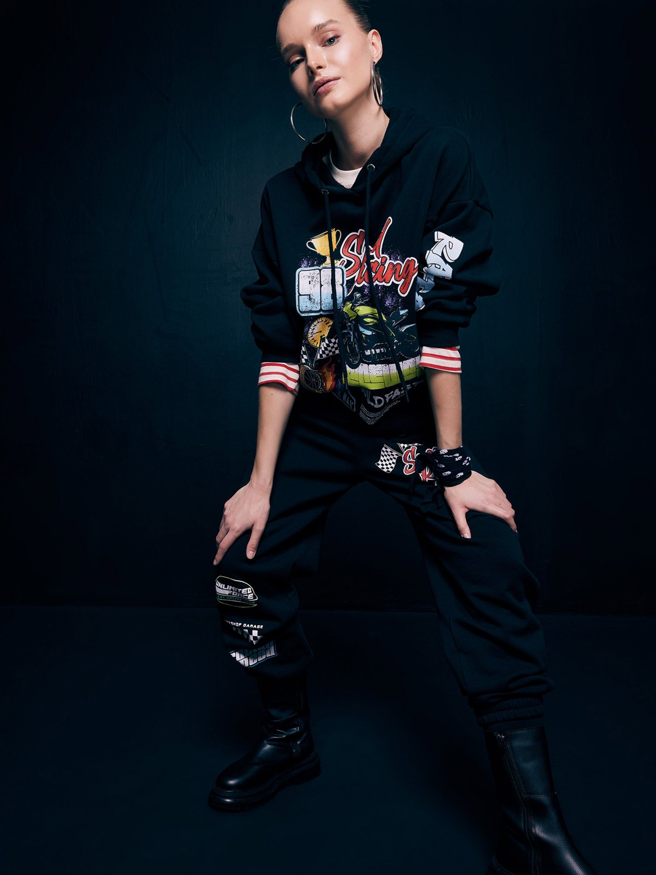 Худі DeFacto модель A1096AX-BK81 Худі DeFacto модель A1096AX-BK81 Фото