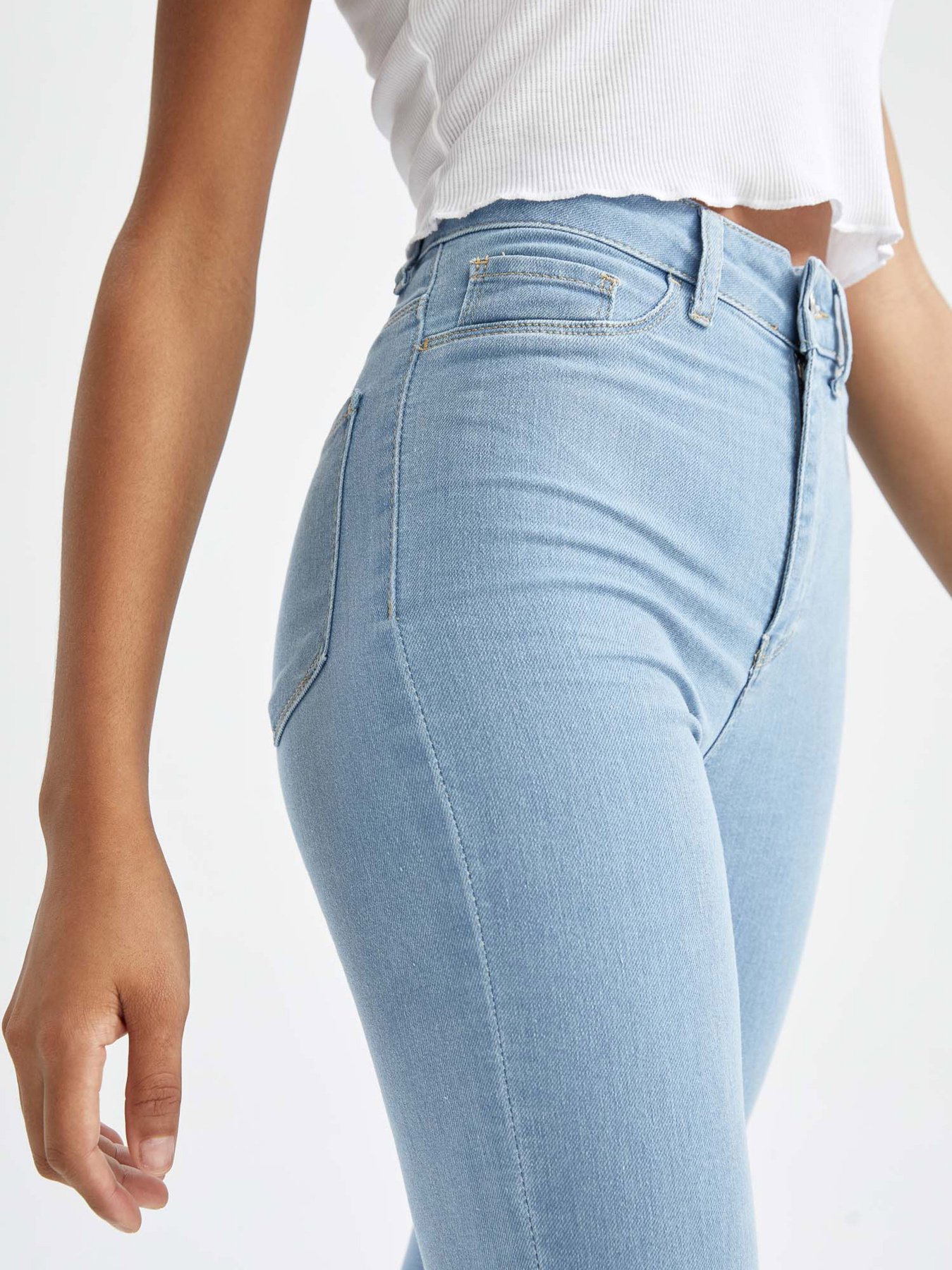 Скинни джинсы DeFacto модель Y7204AZ-NM39 Фото