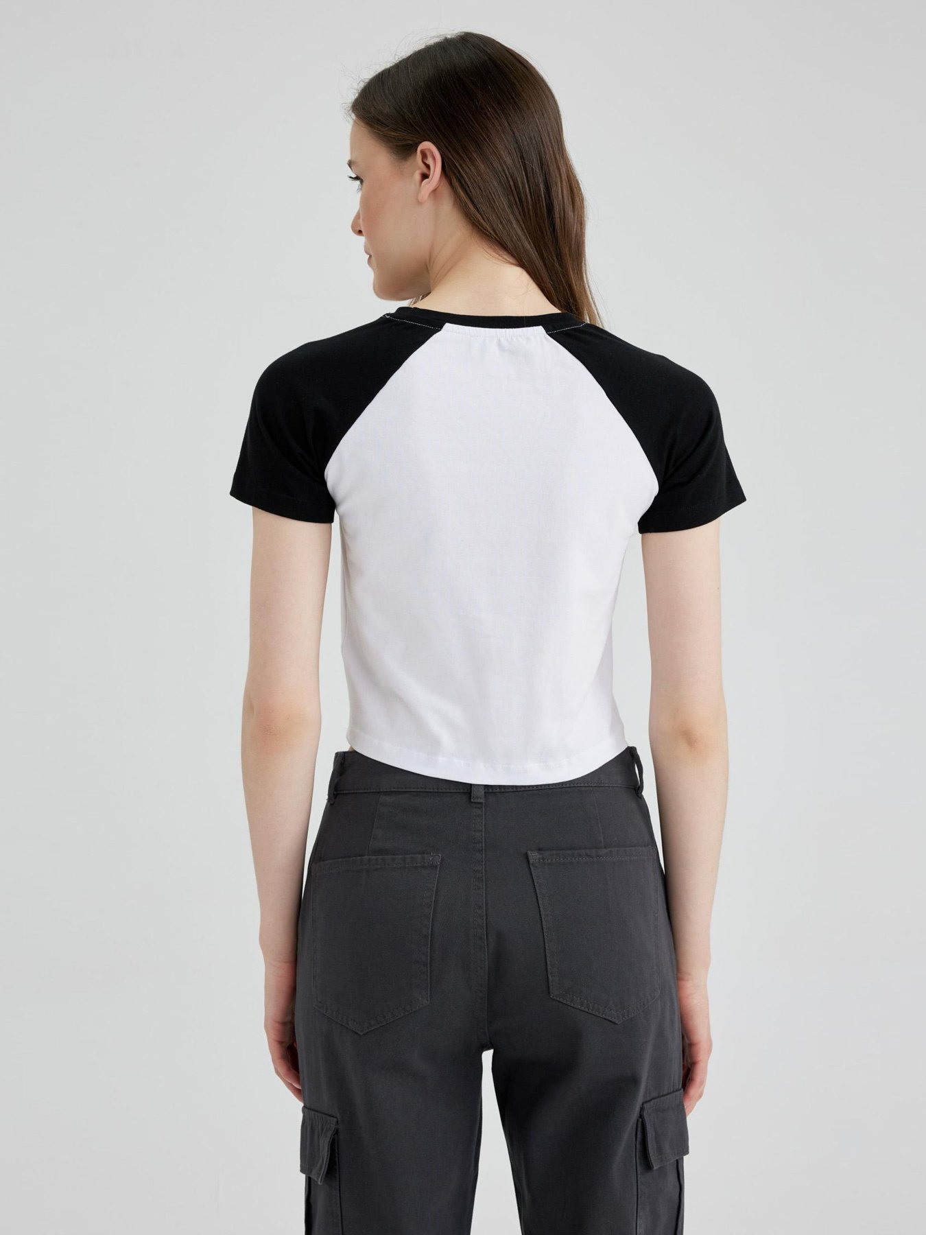 Футболка DeFacto модель A1913AX-WT34 Фото