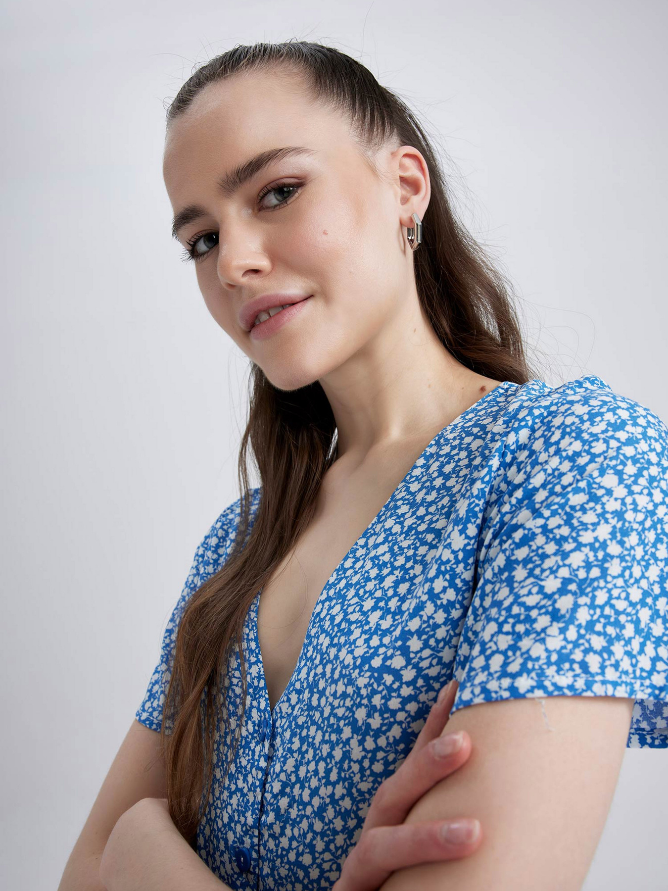 Платье мини DeFacto модель Y2227AZ-BE124 Фото