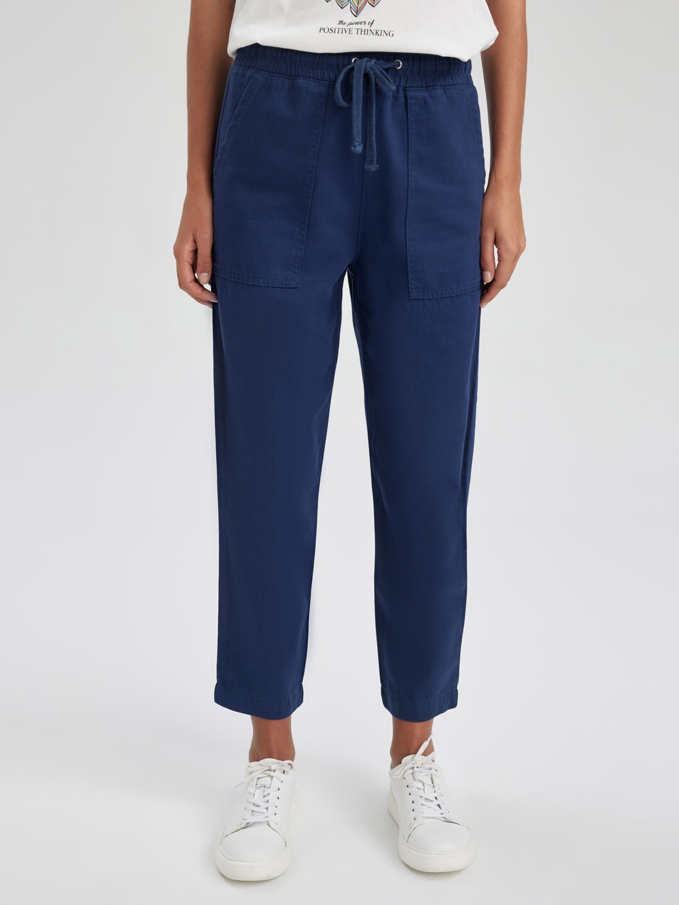 Чиносы DeFacto модель X2977AZ-NV31 Чиносы DeFacto модель X2977AZ-NV31 Фото