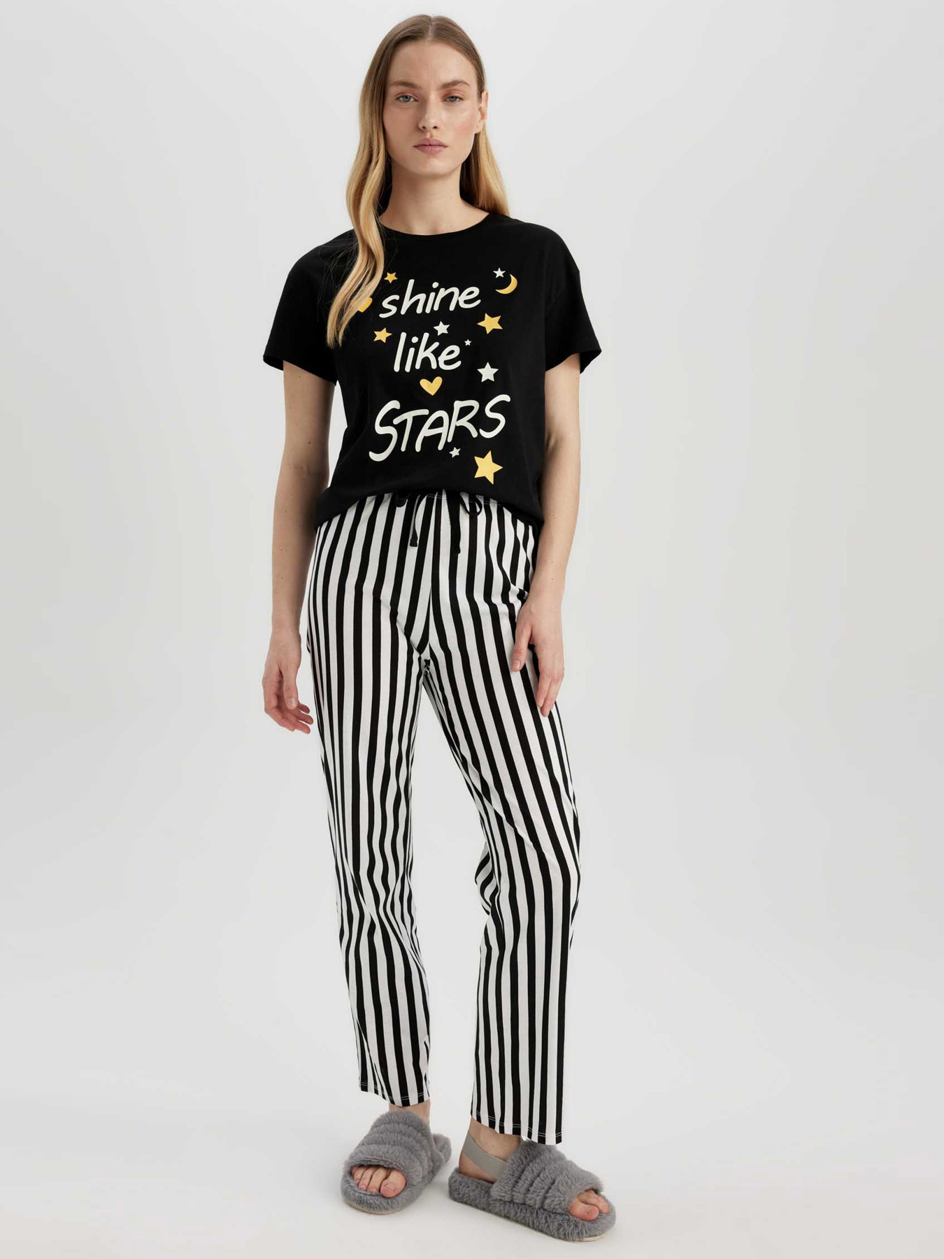 Пижама DeFacto модель Z9698AZ-BK81 Фото