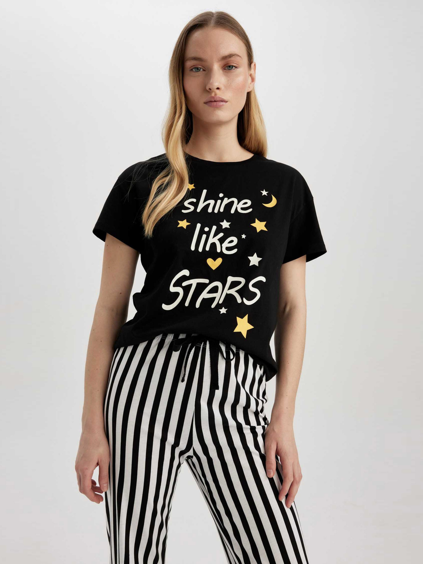 Піжама DeFacto модель Z9698AZ-BK81 Фото