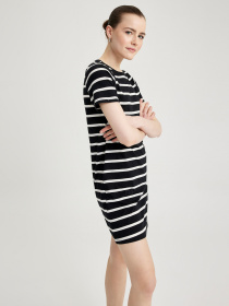 Платье-футболка DeFacto модель A0729AX-BK81 Фото