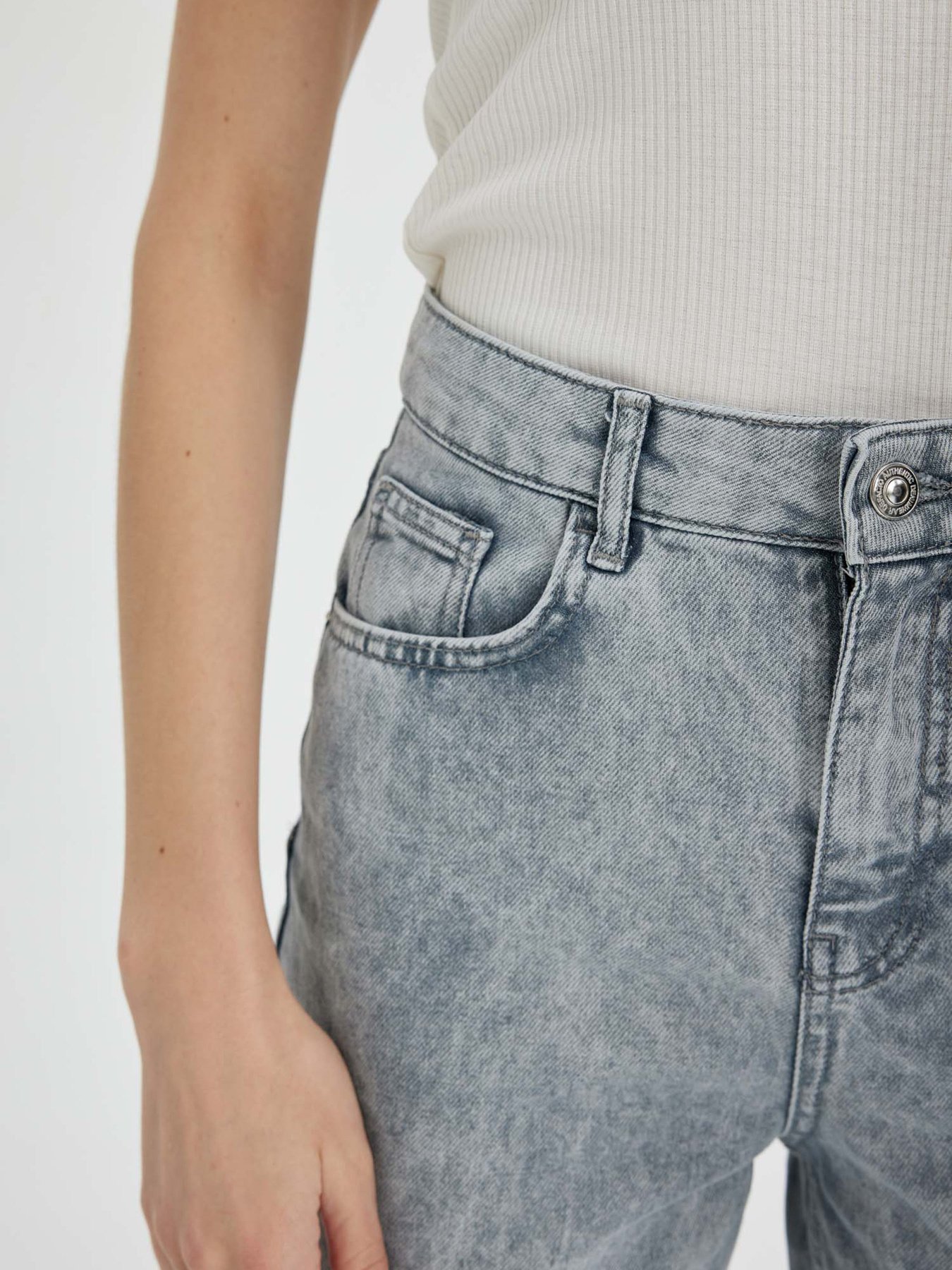 Джинси мом DeFacto модель A3477AX-NM55 Фото