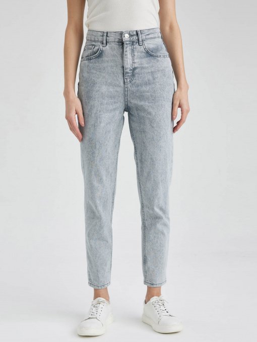 Джинсы мом DeFacto модель A3477AX-NM55 Фото