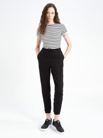 Футболка DeFacto модель K1965AZ-BK81 Фото