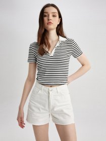 Топ DeFacto модель A0380AX-WT32 Фото