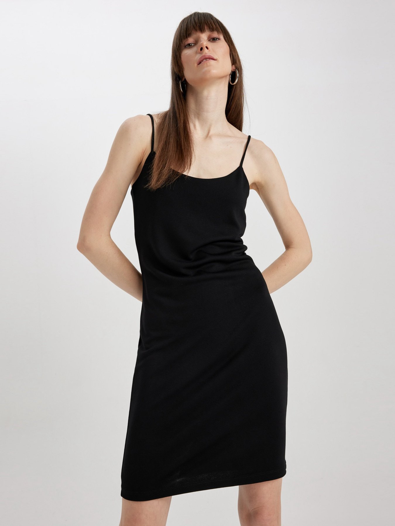 Платье мини DeFacto модель A5178AX-BK81 Фото