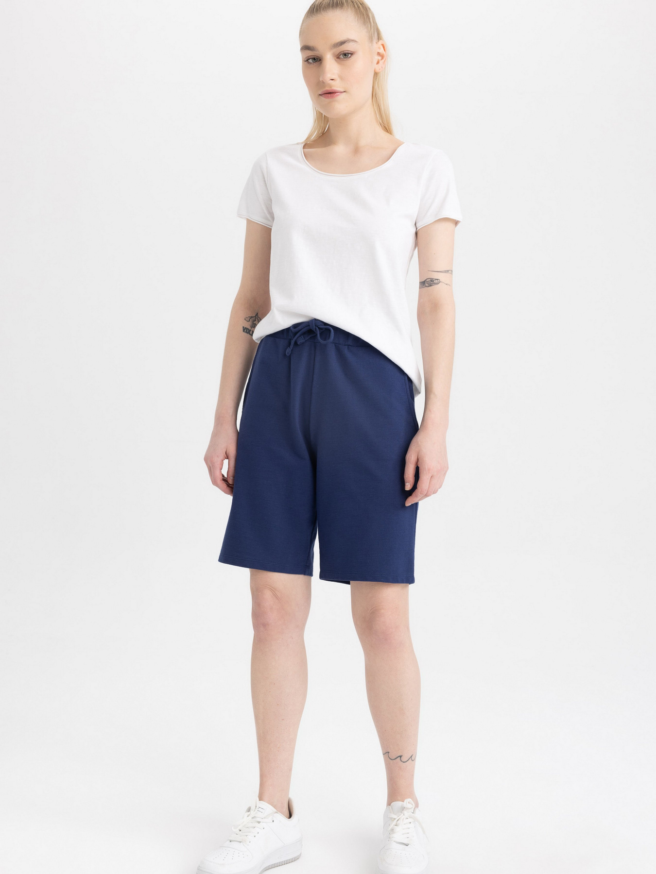 Шорти DeFacto модель N7439AZ-NV42 Фото