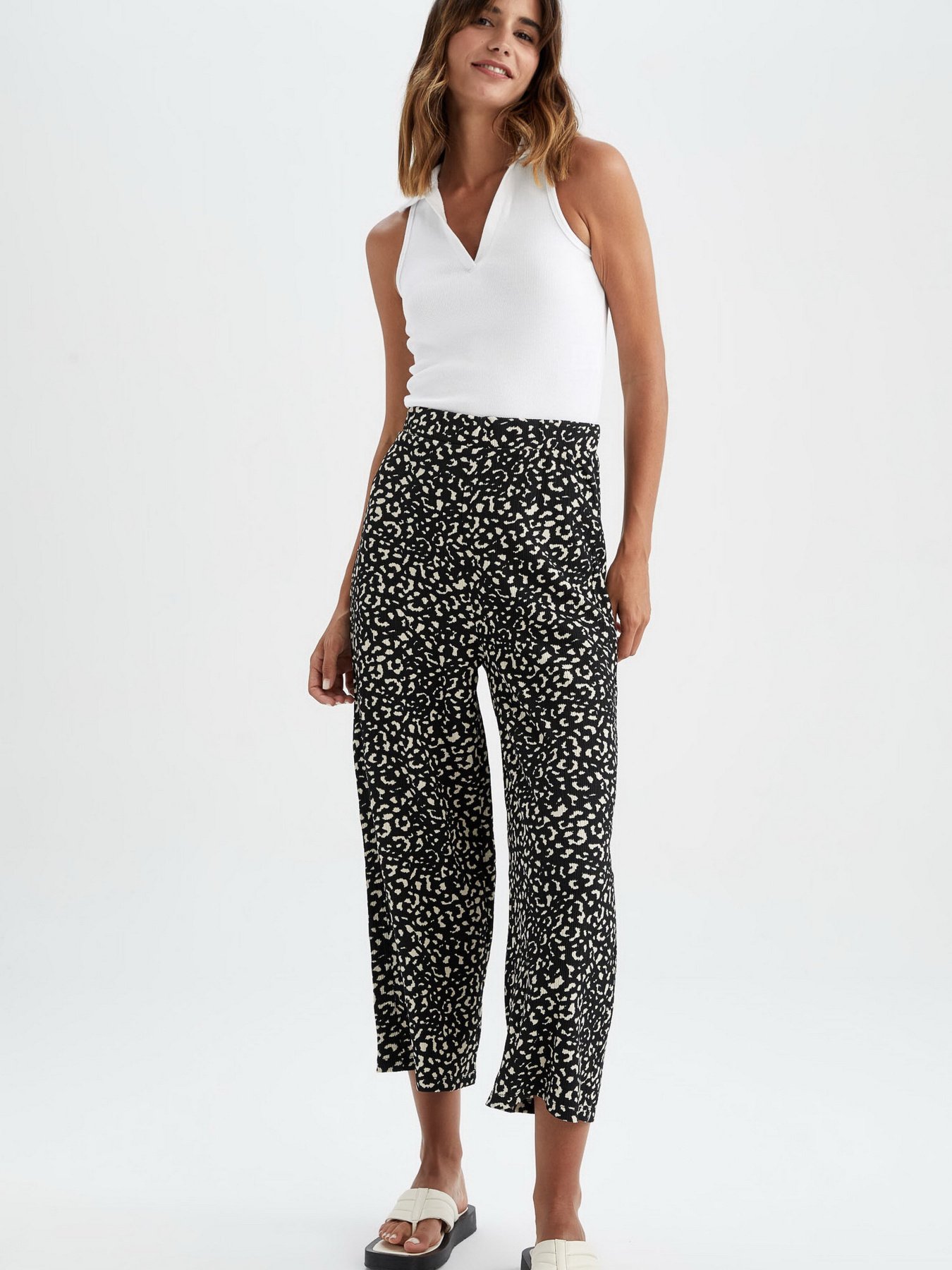 Кюлоти DeFacto модель U3498AZ-BK27 Фото