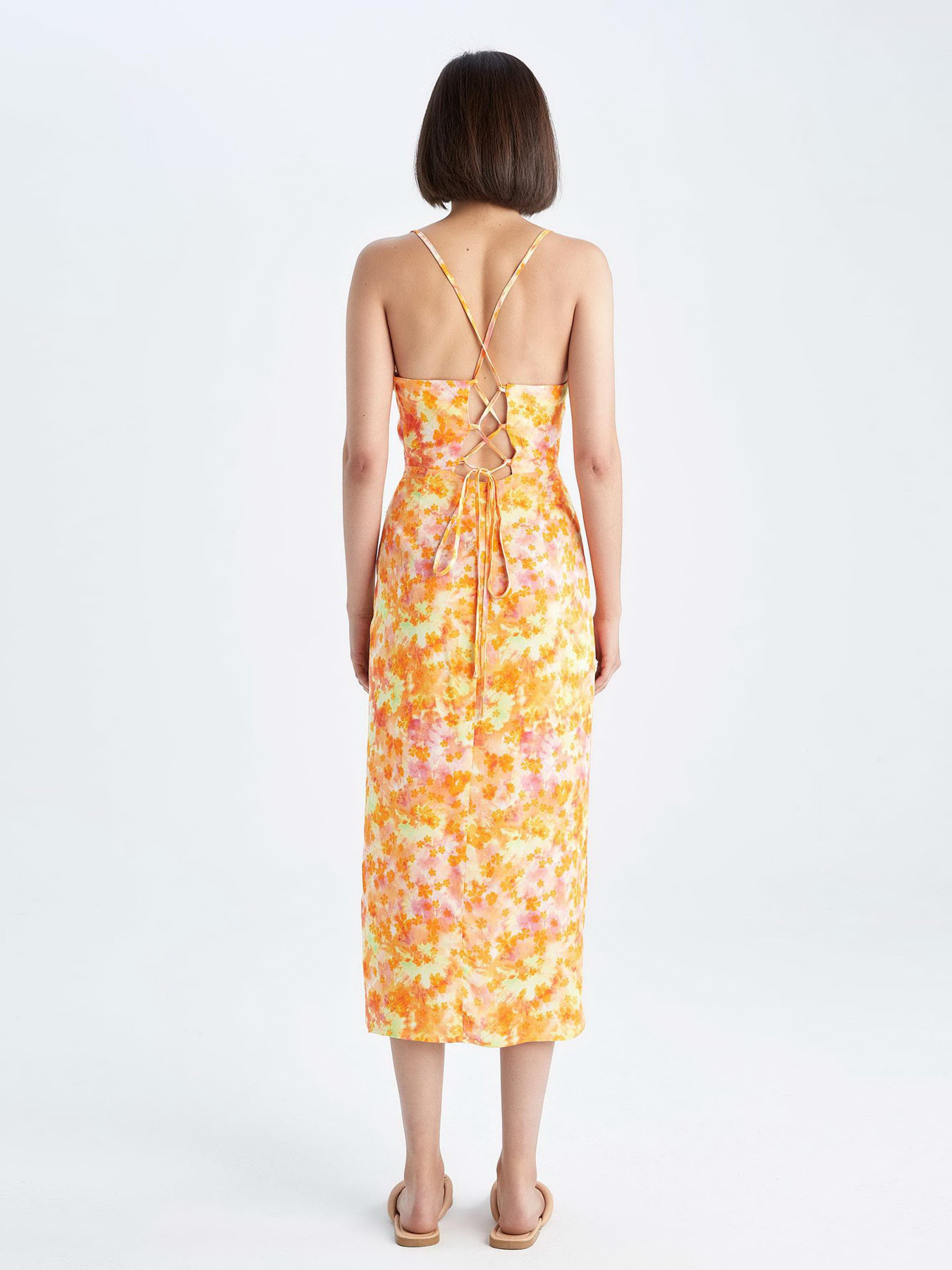 Платье миди DeFacto модель Y6889AZ-YL117 Фото