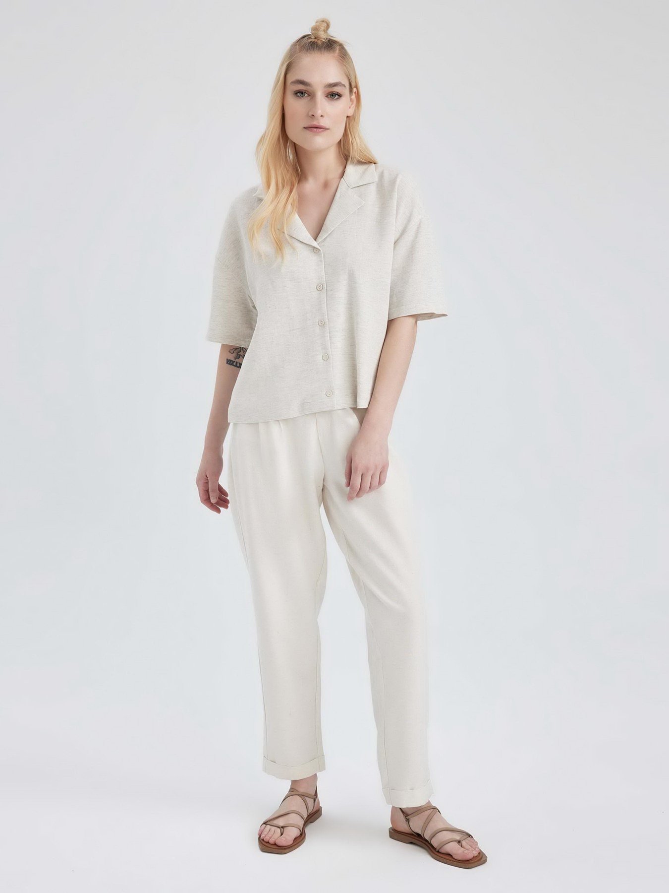 Сорочка DeFacto модель U2927AZ-ER78 Фото