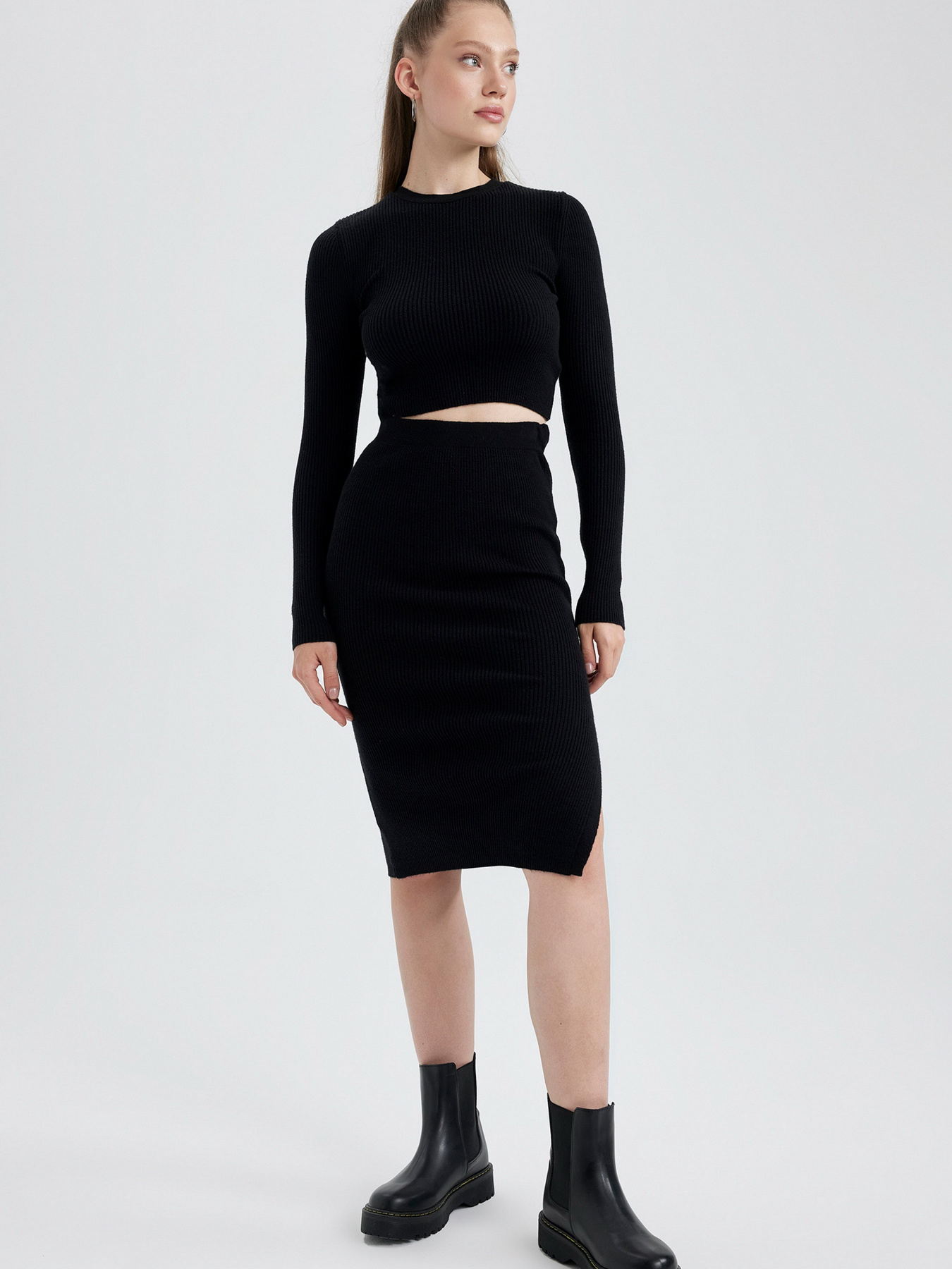 Юбка миди DeFacto модель A2058AX-BK27 Фото