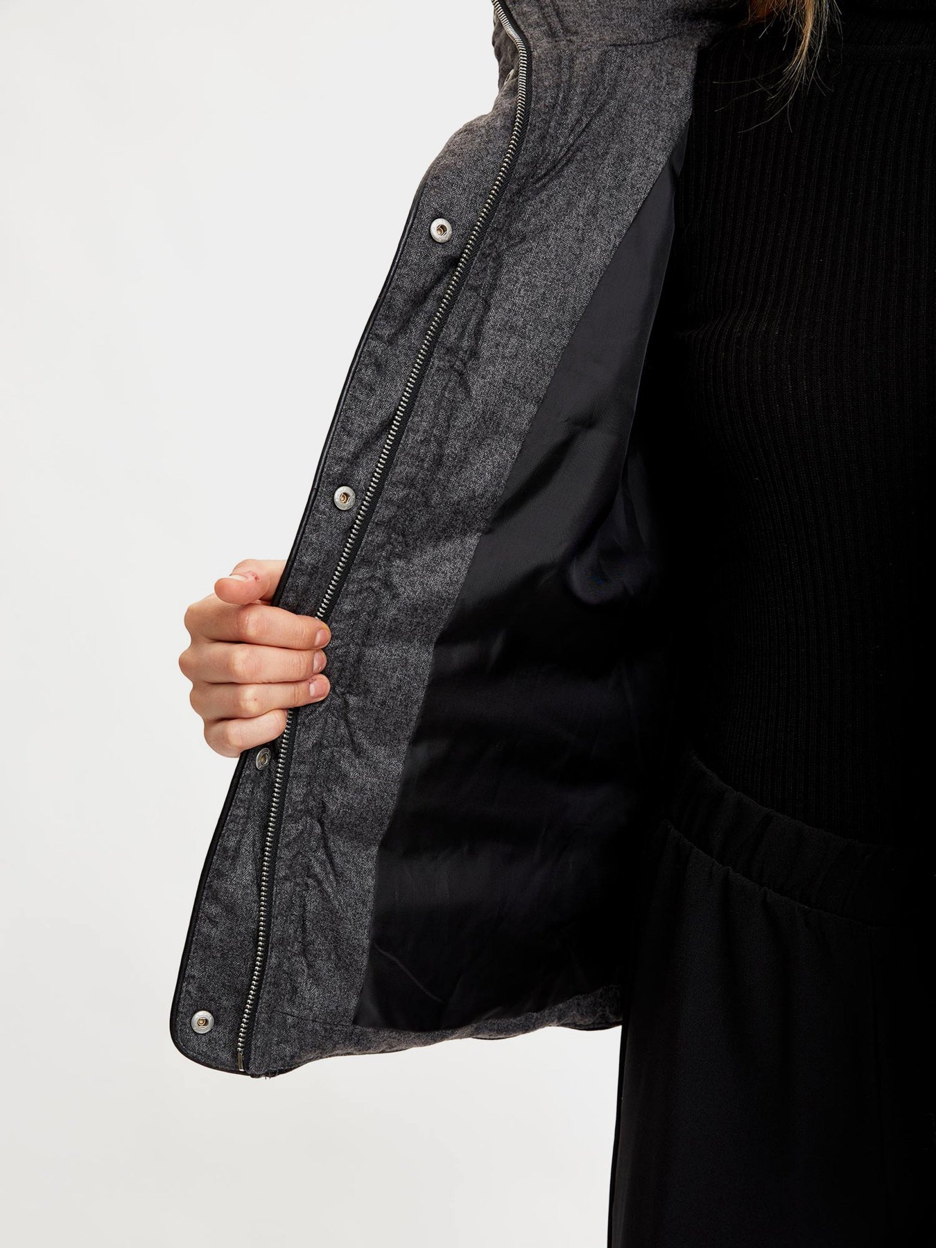 Демисезонная куртка DeFacto модель R1654AZ-GR2 Демисезонная куртка DeFacto модель R1654AZ-GR2 Фото