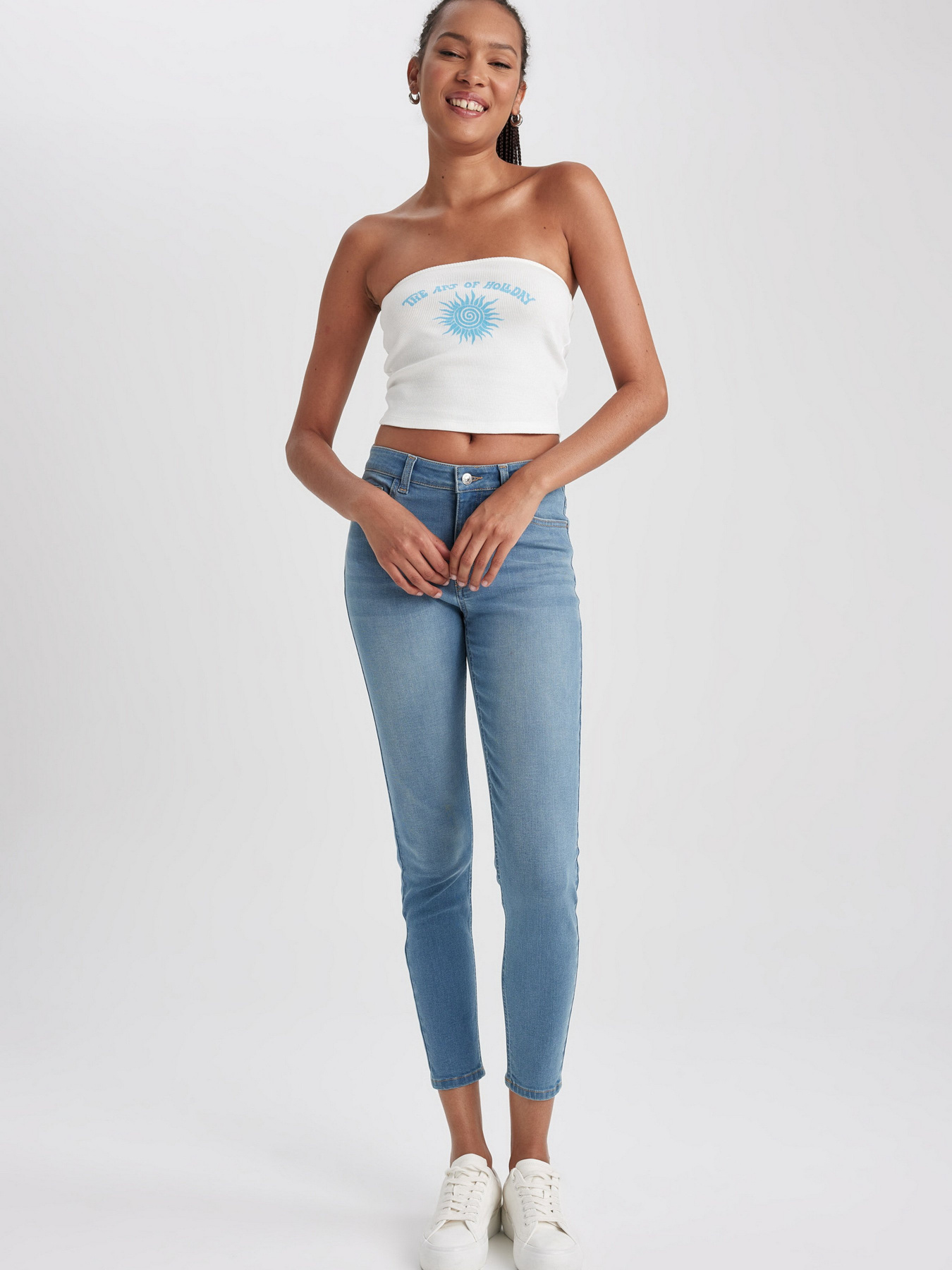 Завужені джинси DeFacto модель A5142AX-NM28 Фото