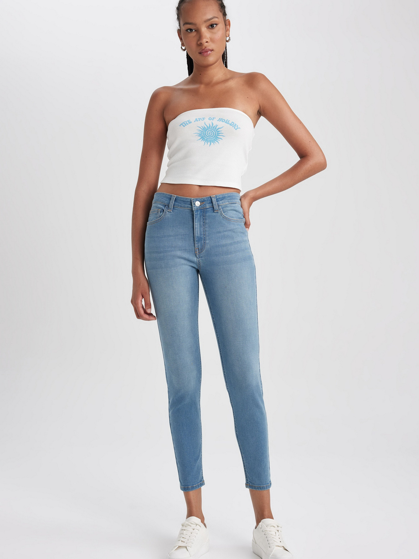 Завужені джинси DeFacto модель A5142AX-NM28 Фото