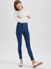 Завужені джинси DeFacto модель A5823AX-NM28 Фото