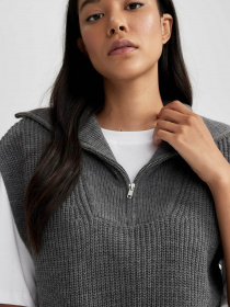 Жилет DeFacto модель A7809AX-AR104 Жилет DeFacto модель A7809AX-AR104 Фото